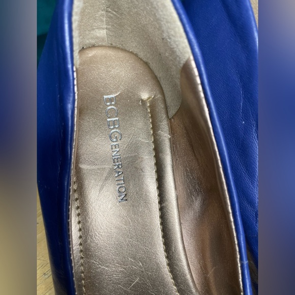 BCBGENERATION Wedged Heels - Picture 3 of 9